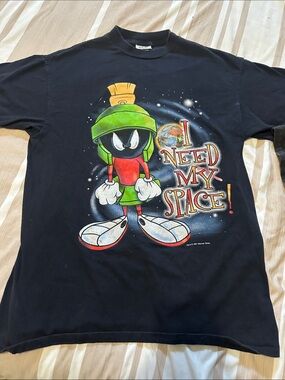 VINTAGE Marvin the Martian Black Graphic Tee with Green & Red